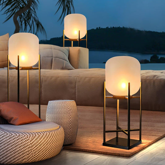 Solar Garden Lamp – Elegant Outdoor Lamp Post for Stylish Yard Lighting